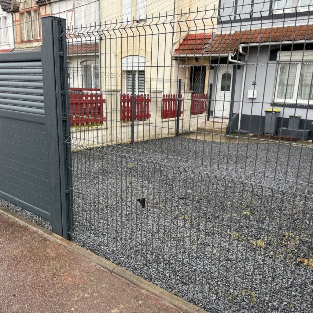 création de cloture autour de moi